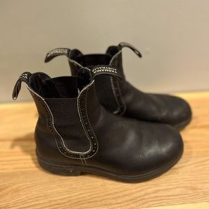 Blundstone High Tops Size 3 (US 6 Women)